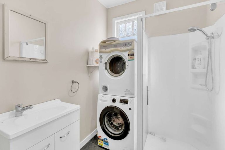 Photo of property in 194 Ferguson Street, West End, Palmerston North, 4412