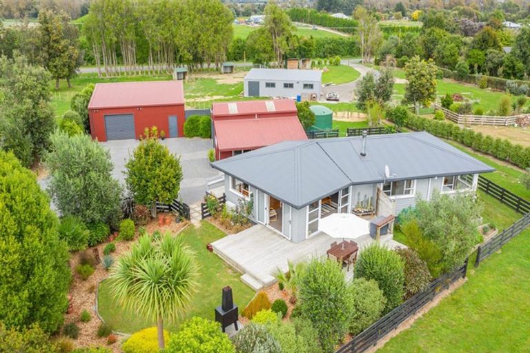 Photo of property in 174 Muhunoa Road West, Ohau, 5570