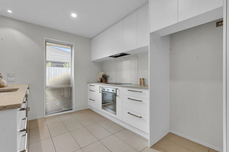 Photo of property in 9 Ronaldson Lane, Wigram, Christchurch, 8042