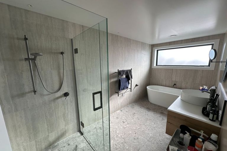 Photo of property in 10 Drysdale Road, Jacks Point, 9371