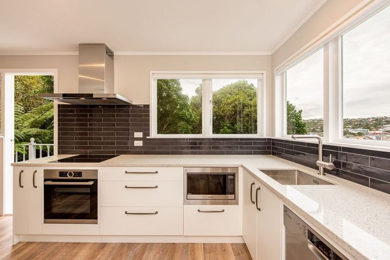 Photo of property in 44 Frankmoore Avenue, Johnsonville, Wellington, 6037