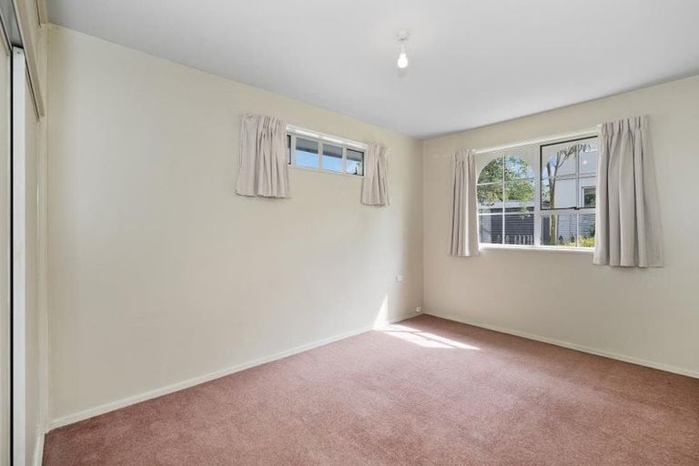 Photo of property in 2/5 Rata Street, Riccarton, Christchurch, 8041