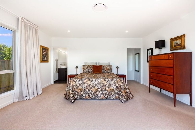 Photo of property in 25 Phoenix Palms Grove, Levin, 5510
