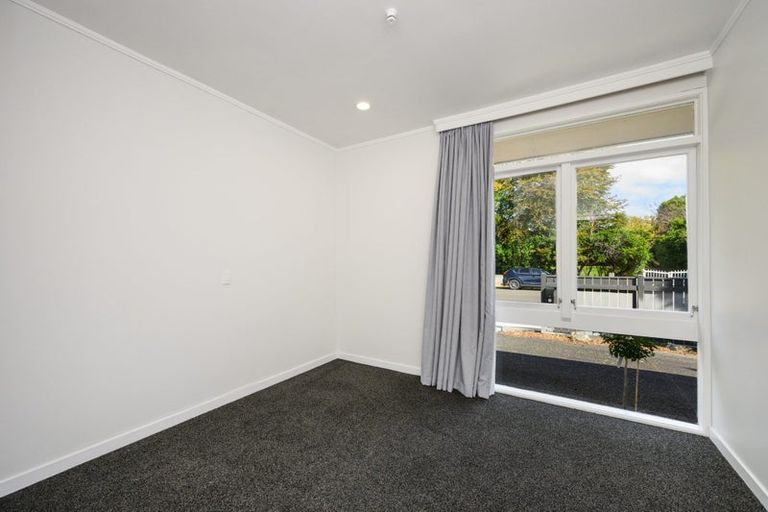Photo of property in 237 Victoria Avenue, Hokowhitu, Palmerston North, 4410