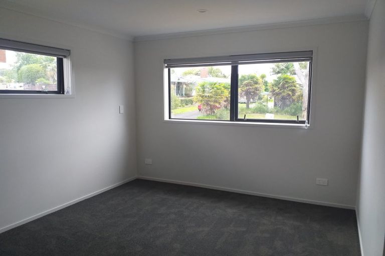 Photo of property in 2 Emerald Avenue, Rosehill, 2113