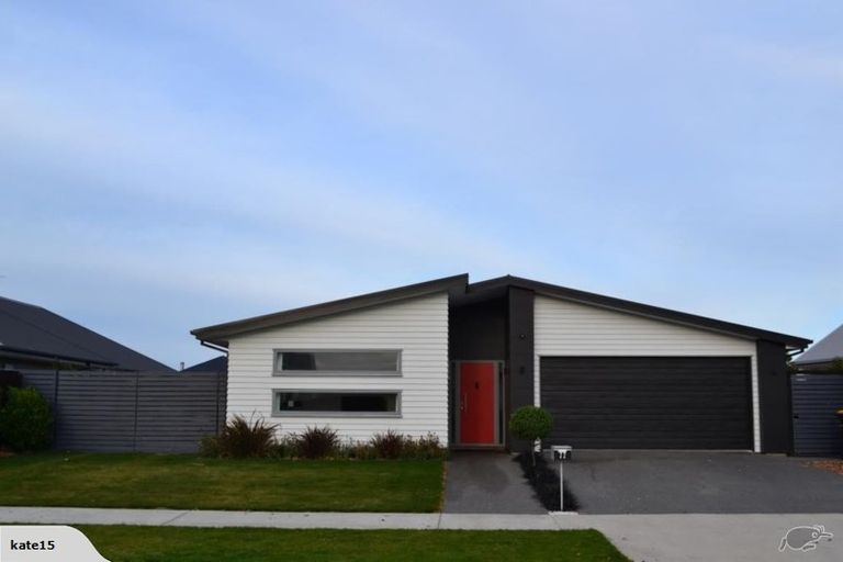 Photo of property in 22 Huntingdon Drive, Rangiora, 7400