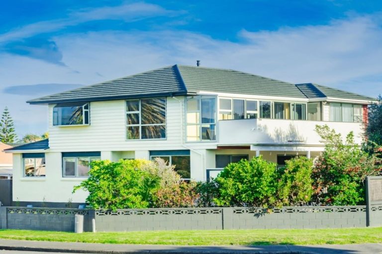 Photo of property in 184 Manly Street, Paraparaumu Beach, Paraparaumu, 5032