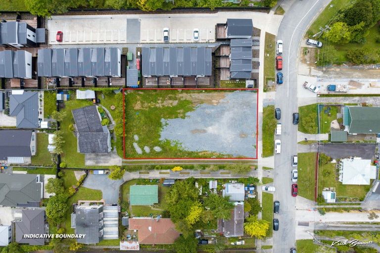 Photo of property in 32 Raukawa Street, Stokes Valley, Lower Hutt, 5019