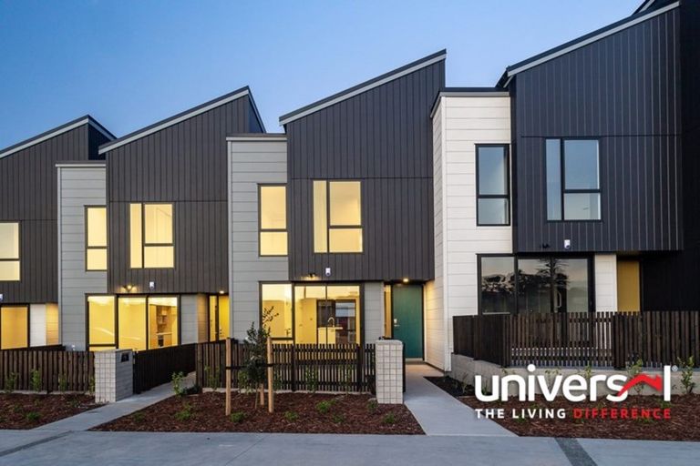 Photo of property in 18 Nugget Avenue, Hobsonville, Auckland, 0616