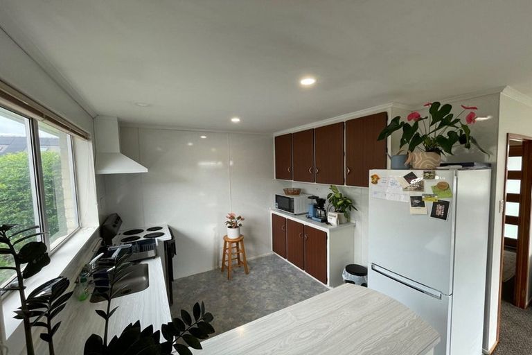 Photo of property in 4/50 Paynters Avenue, Strandon, New Plymouth, 4312