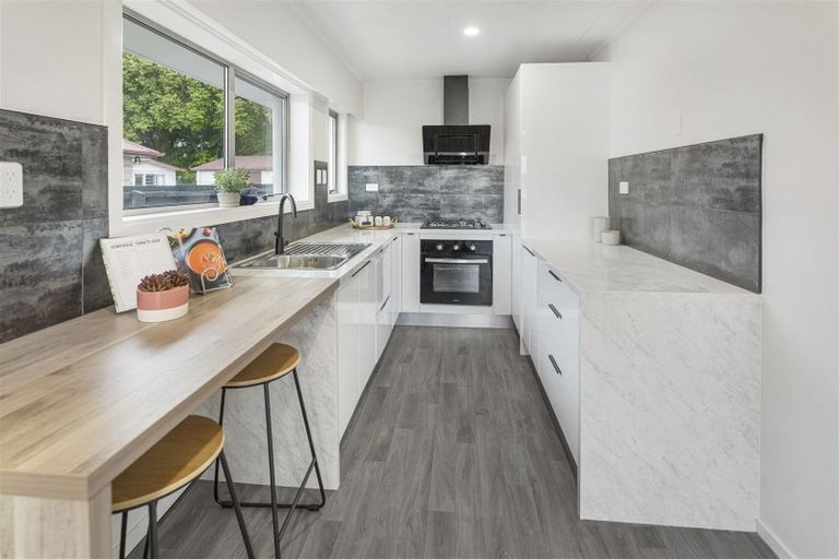 Photo of property in 51 Blankney Street, Hornby, Christchurch, 8042