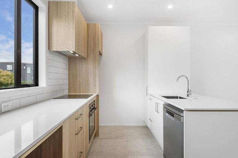 Photo of property in 12 Rigby Drive, Whenuapai, Auckland, 0618