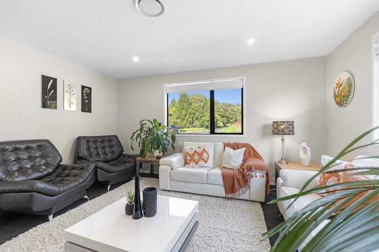 Photo of property in 7 Ruru Lane, Hurworth, New Plymouth, 4310