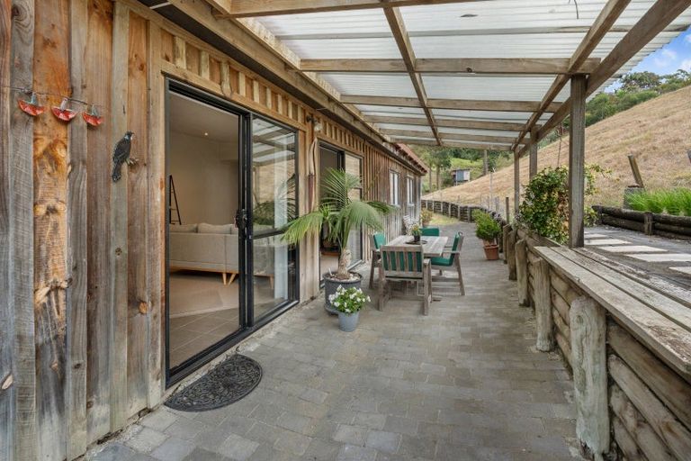 Photo of property in 17 Hayley Lane, East Tamaki Heights, Auckland, 2016