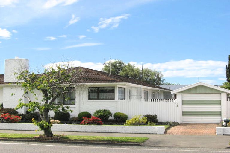 Photo of property in 158 Maidstone Road, Avonhead, Christchurch, 8042