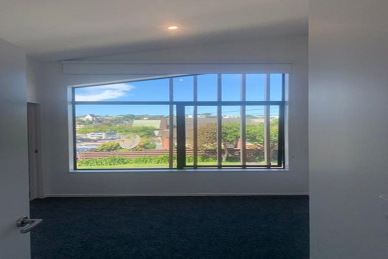 Photo of property in 10a Beauchamp Street, Karori, Wellington, 6012
