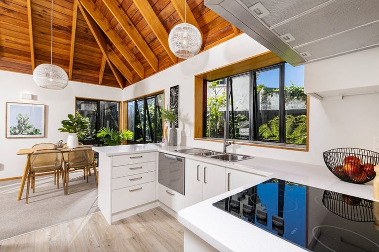 Photo of property in 10/46 King Edward Parade, Devonport, Auckland, 0624