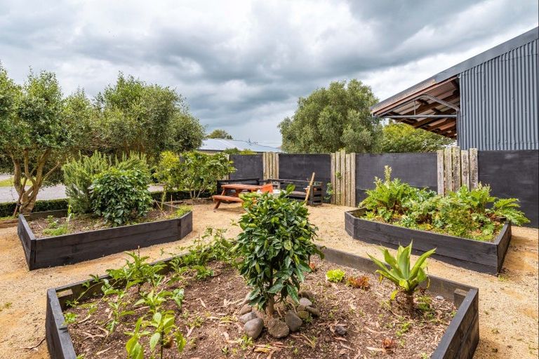 Photo of property in 26 Cotter Street, Greytown, 5712