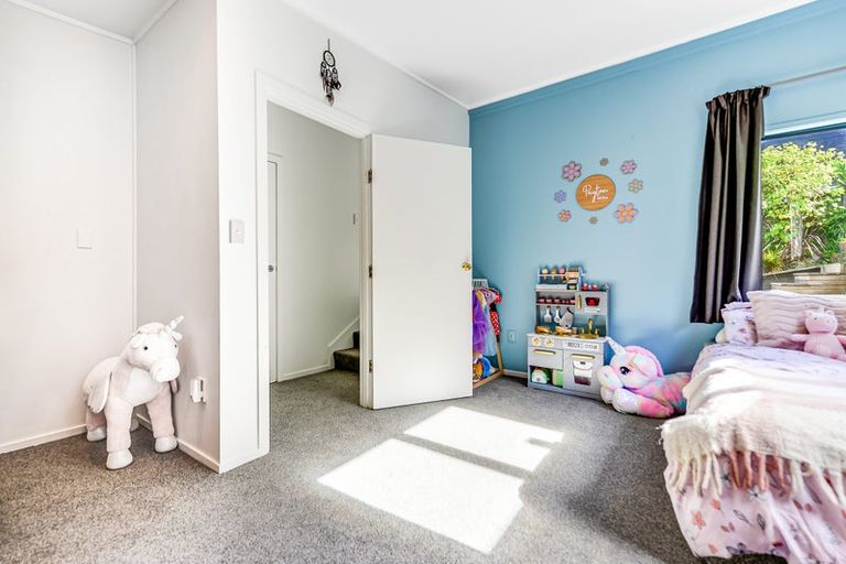 Photo of property in 30 Banbury Crescent, Fairfield, Hamilton, 3214