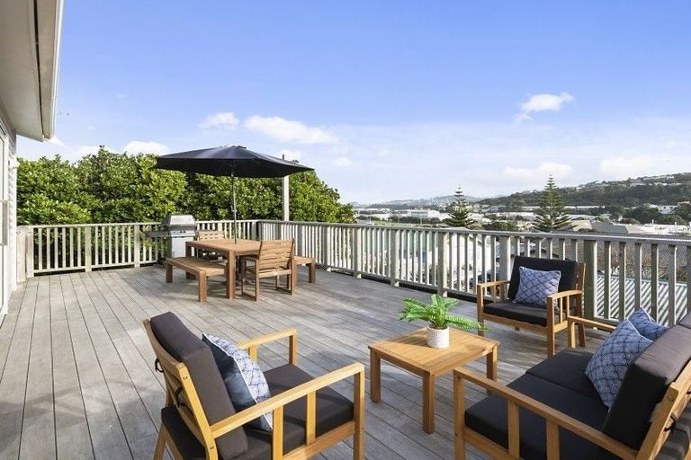 Photo of property in 113 Totara Road, Miramar, Wellington, 6022