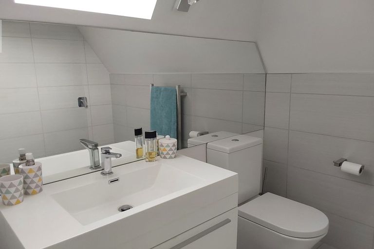 Photo of property in 27 Delamare Road, St Andrews, Hamilton, 3200