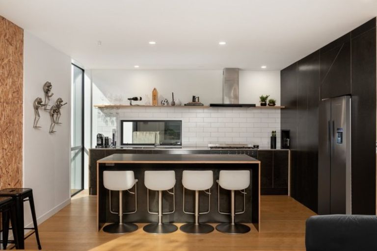 Photo of property in 347b Oceanbeach Road, Mount Maunganui, 3116