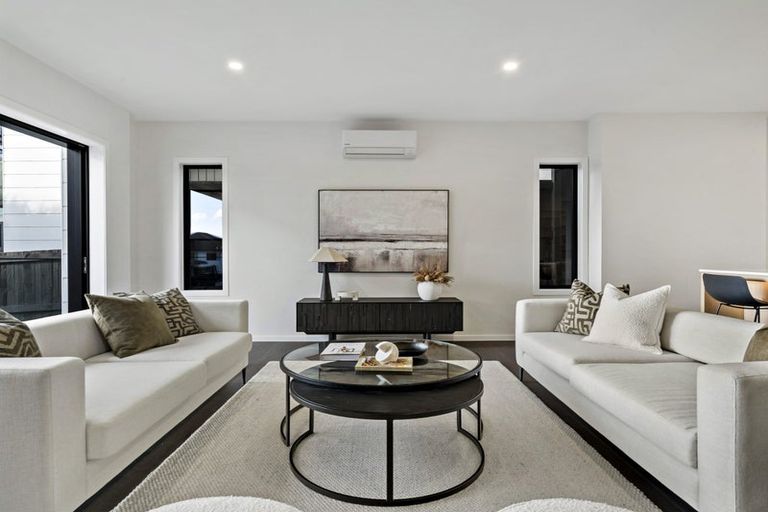 Photo of property in 4 Stockade View Lane, Howick, 2014