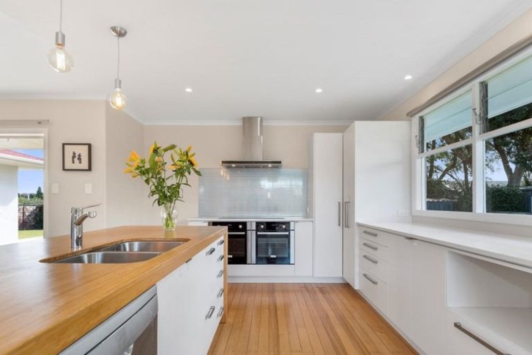 Photo of property in 15 Stirling Grove, Greerton, Tauranga, 3112