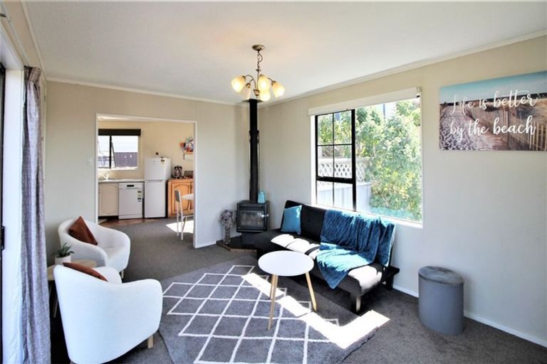 Photo of property in 68 Pikarere Street, Titahi Bay, Porirua, 5022
