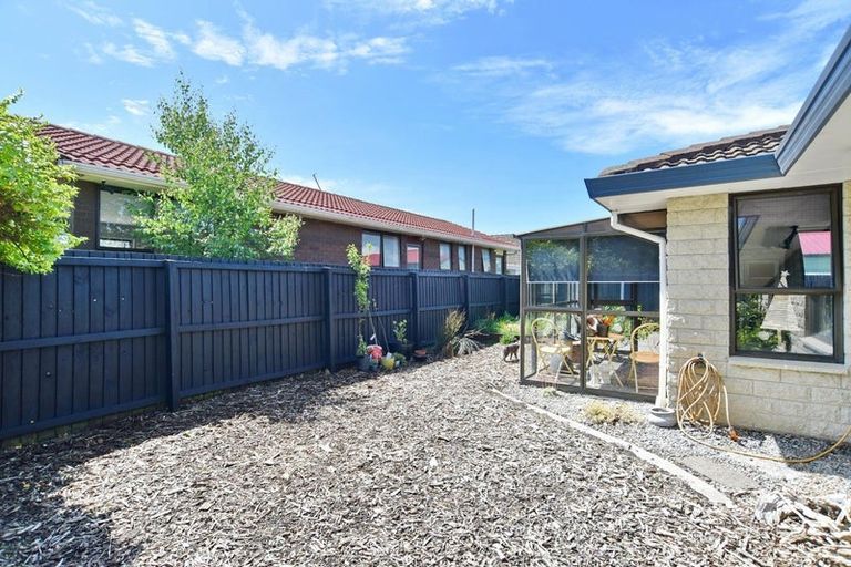 Photo of property in 2/3 Flaxwood Lane, Waltham, Christchurch, 8023