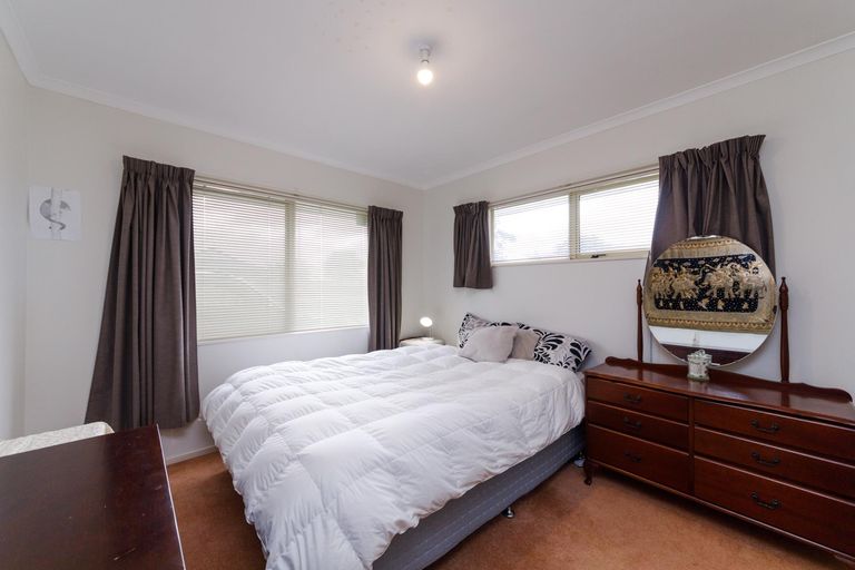 Photo of property in 1 Lancewood Lane, Roslyn, Palmerston North, 4414