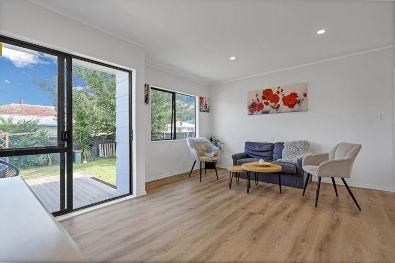 Photo of property in 1/17 Kent Road, Manurewa, Auckland, 2102