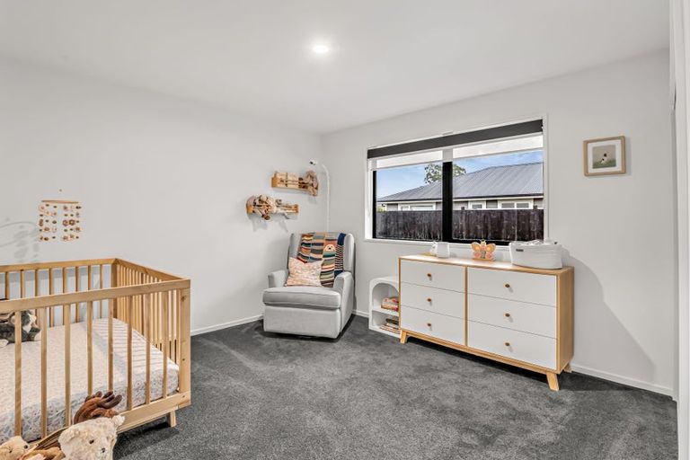 Photo of property in 102 Petries Road, Woodend, 7610