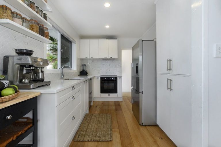 Photo of property in 552 Otumoetai Road, Matua, Tauranga, 3110