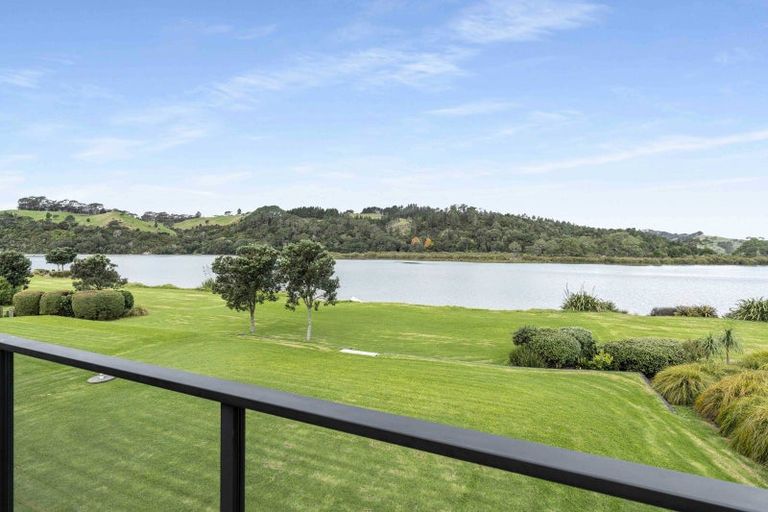 Photo of property in 18 Admiral Drive, Cooks Beach, Whitianga, 3591