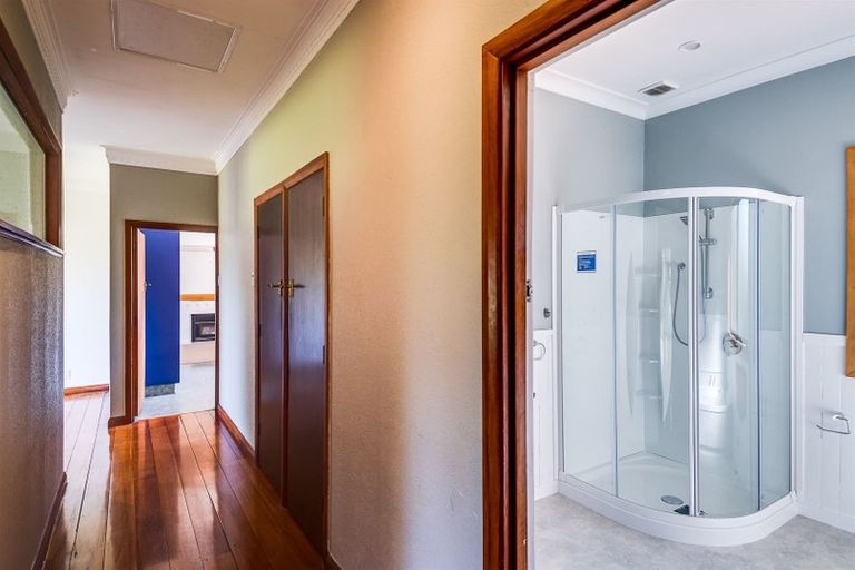 Photo of property in 23 Anzac Avenue, Onekawa, Napier, 4110