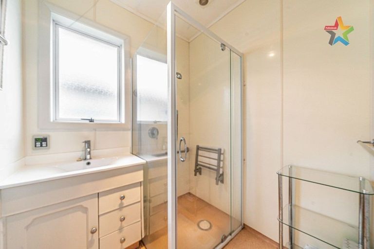 Photo of property in 19 Hay Street, Wainuiomata, Lower Hutt, 5014