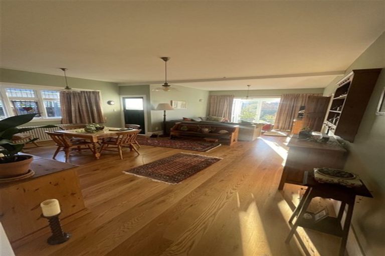Photo of property in 108 Weston Road, St Albans, Christchurch, 8052