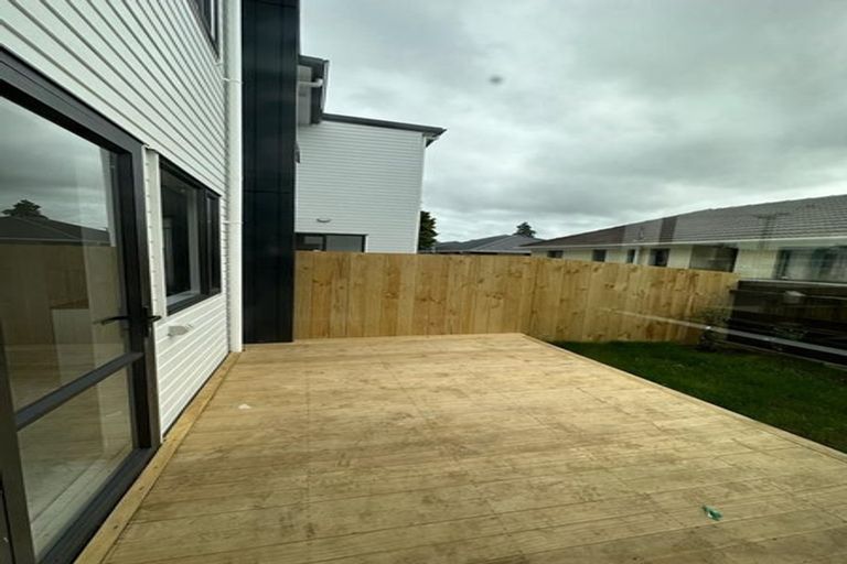 Photo of property in 1 Rice Crescent, Papakura, 2110
