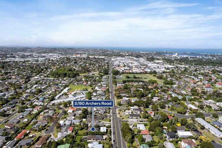 Photo of property in 2/80 Archers Road, Glenfield, Auckland, 0629