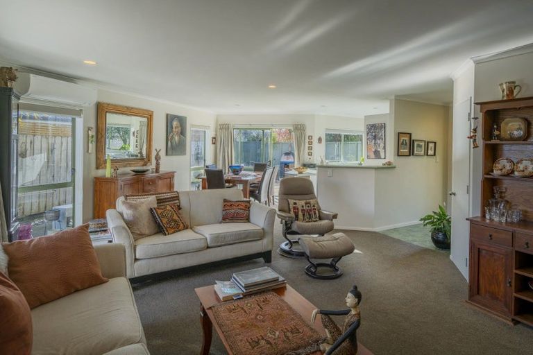 Photo of property in 4 Mayfair Close, Whitianga, 3510