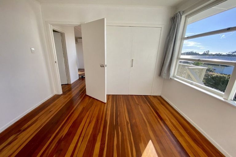 Photo of property in 3/165 Hinemoa Street, Birkenhead, Auckland, 0626