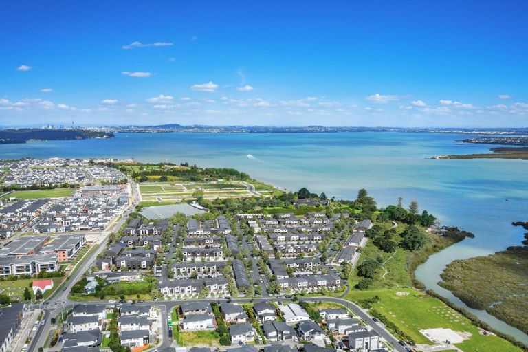 Photo of property in 2/4 Scott Road, Papakura, 2110