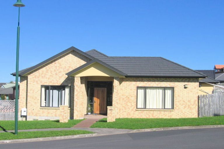 Photo of property in 10 San Carlo Court, Henderson, Auckland, 0612
