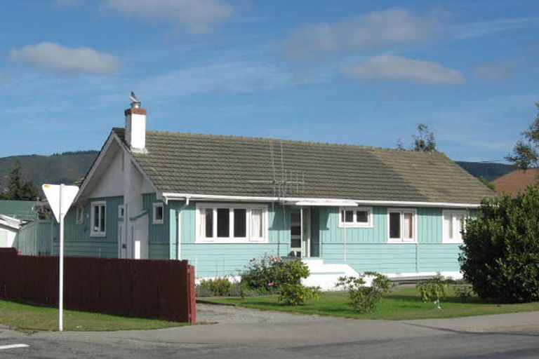 Photo of property in 37 Wilkin Street, Waimate, 7924