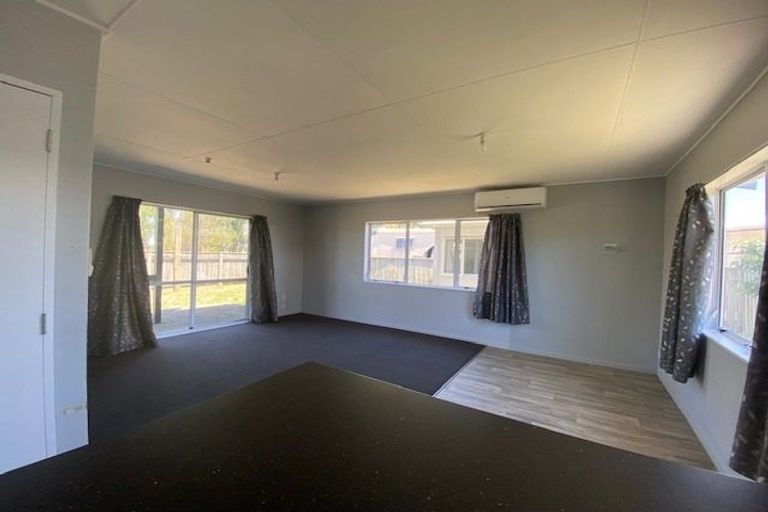 Photo of property in 11b Kilkee Terrace, Flaxmere, Hastings, 4120