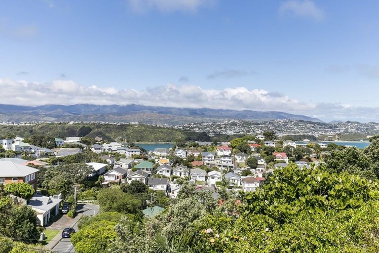 Photo of property in 1 Hepara Street, Hataitai, Wellington, 6021