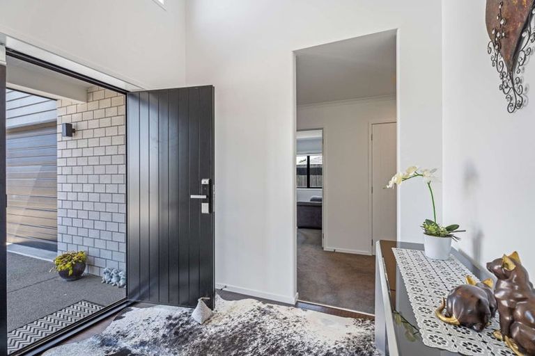 Photo of property in 9 Lady Jocelyn Place, Whitianga, 3510