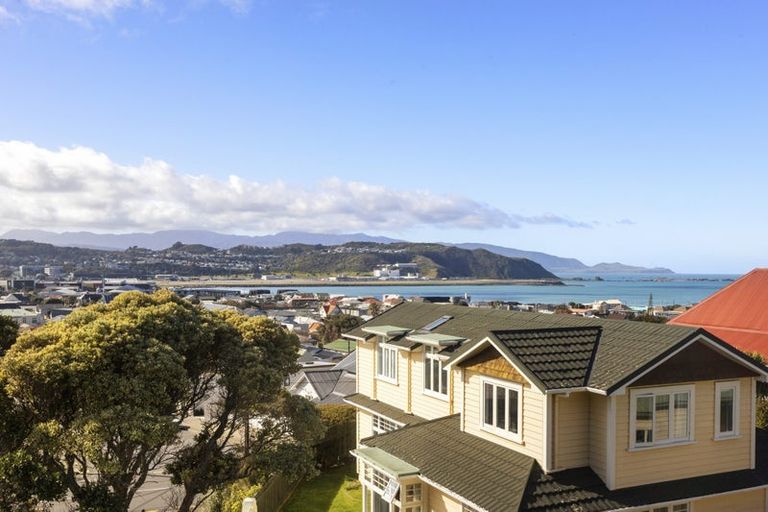 Photo of property in 9a Tavistock Road, Melrose, Wellington, 6023