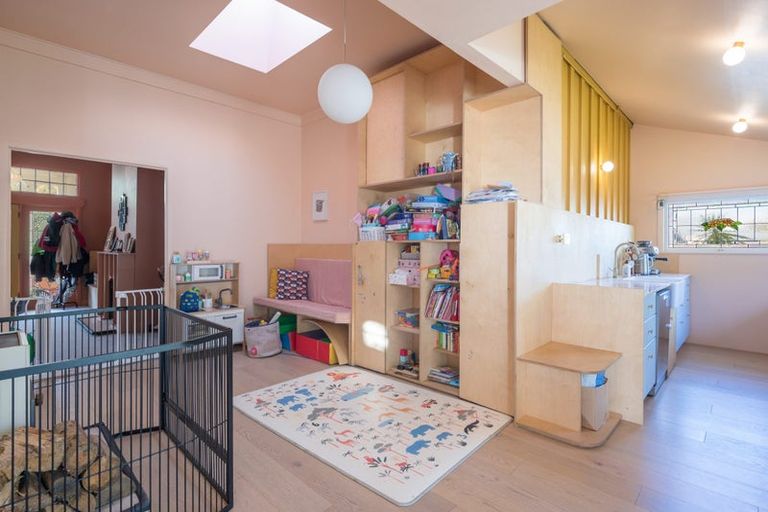 Photo of property in 106 Kawai Street, Nelson South, Nelson, 7010
